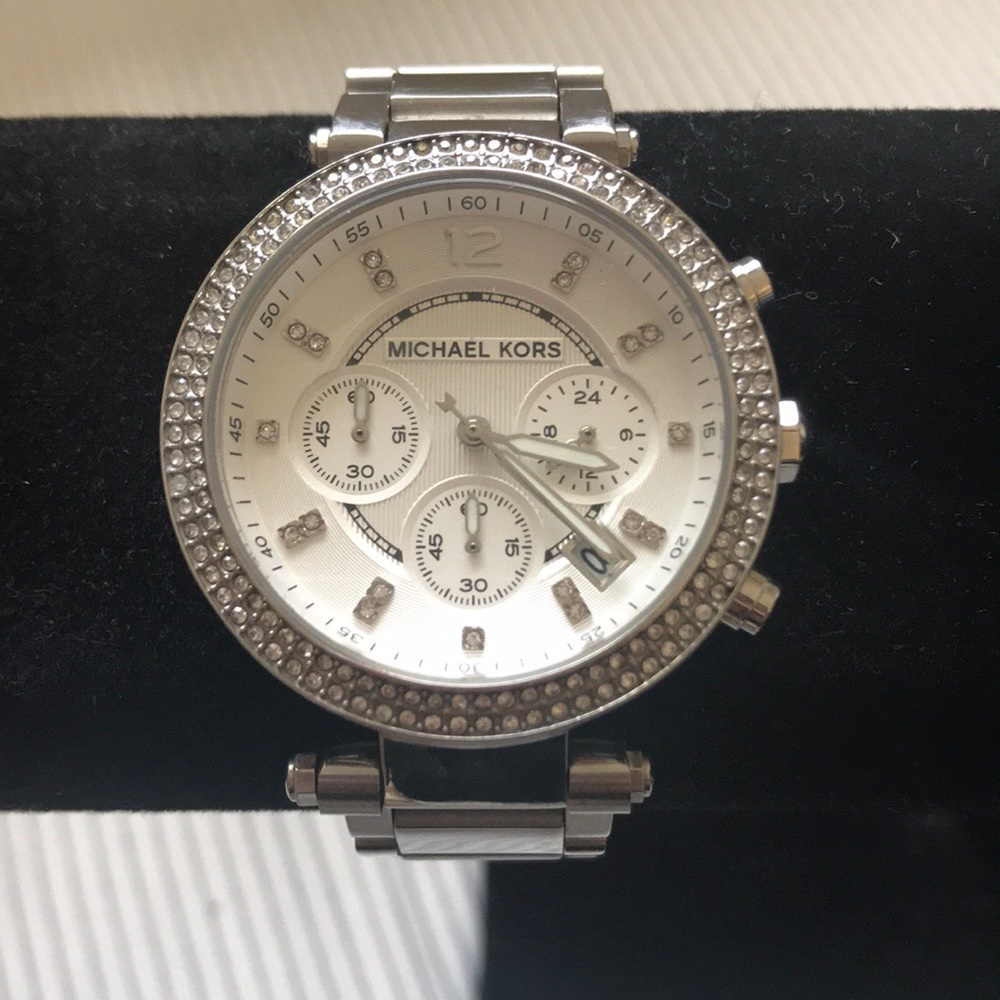 Michael kors silver watch
